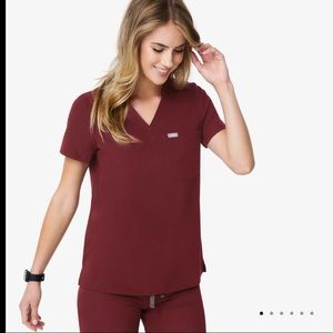 figs burgundy catarina one-pocket scrub top LARGE